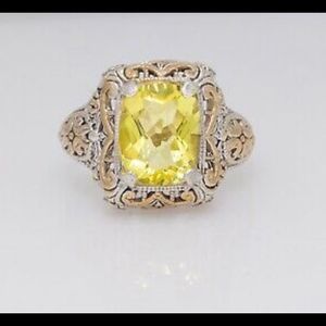 Woman’s Peridot ring. Size 6